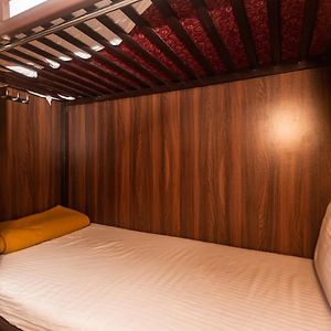 Almas Dormitory Andheri West